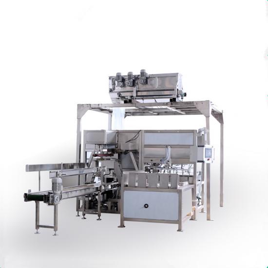 Water soluble powder fertilizer packing machine